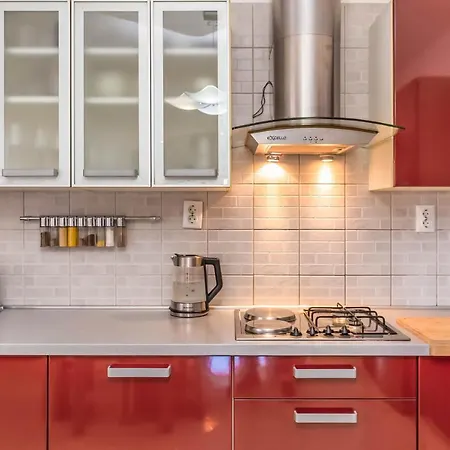 City Luxe Apartment *